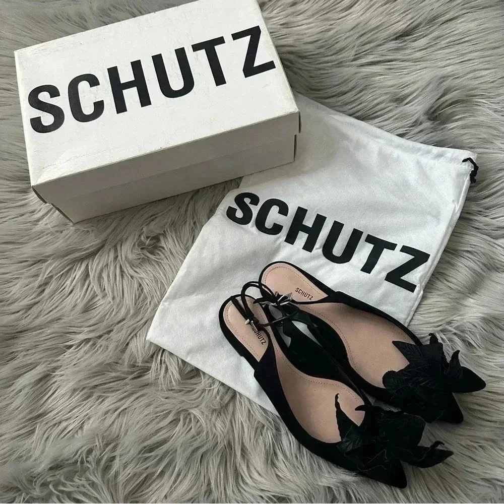 SCHUTZ Chamoi Pump Black Size 6 NWB